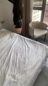 母狗骚逼女大背着男友做爱